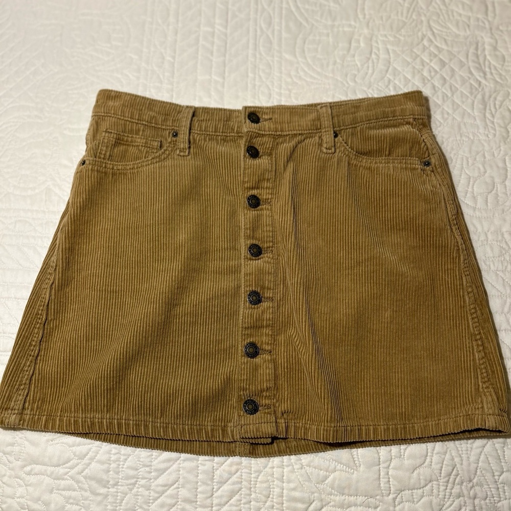 Arizona Mini Skirt size 11 Corduroy Tan button Front With Pockets